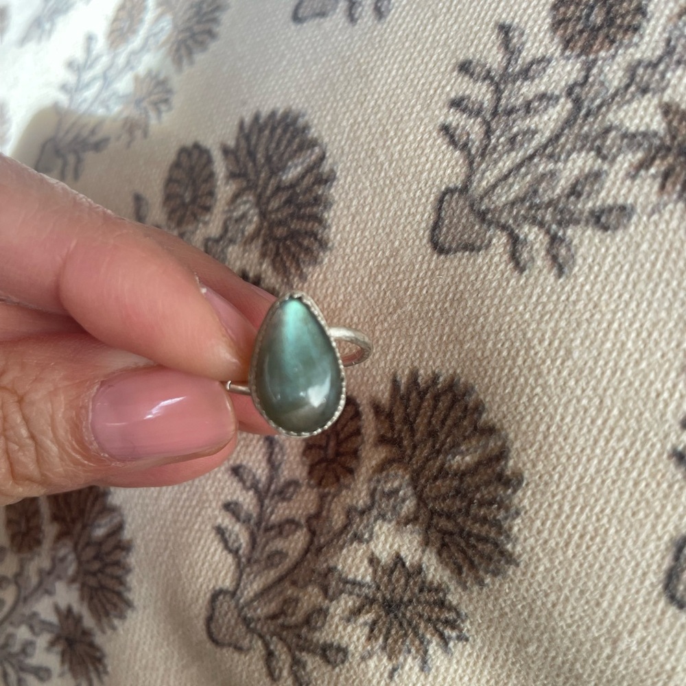 Beautiful, flashy, labradorite, handmade sterling silver ring size 7